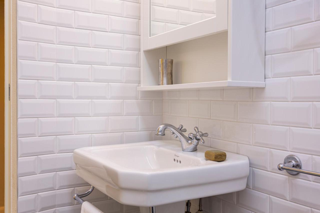 Modern & Stylish Loft - 2 Min From Central Station ミラノ エクステリア 写真